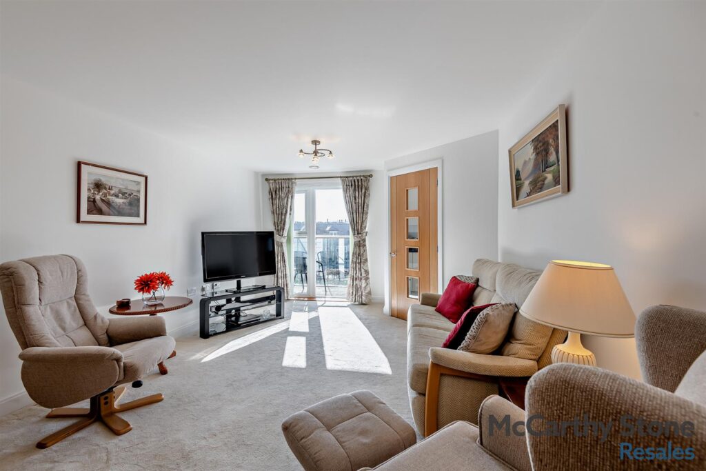 Oak Tree Court, Smallhythe Road, Tenterden