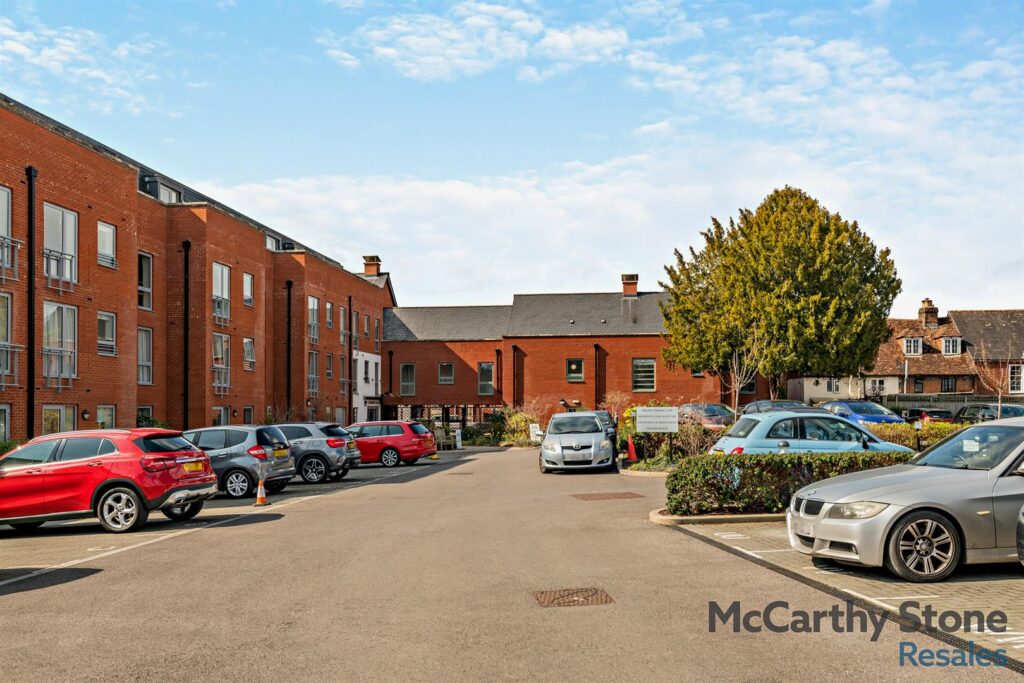 Monument Place, Endless Street, Salisbury, SP1 3GE