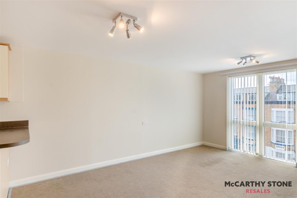 119 North Marine Road, Scarborough