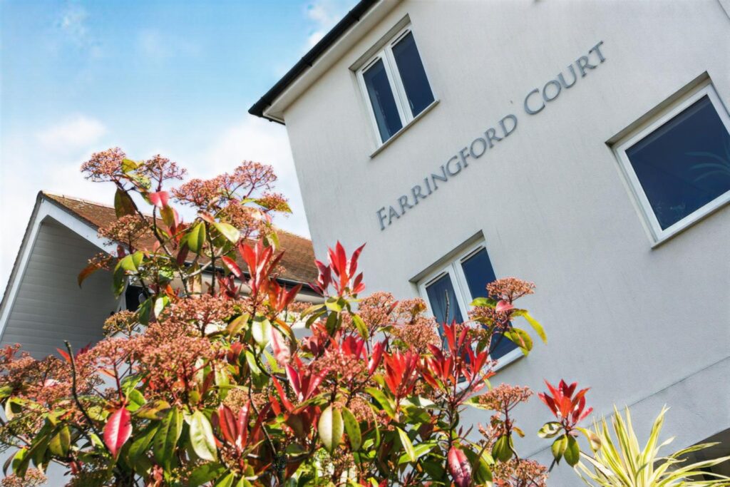 Farringford Court, Avenue Road, Lymington, Hampshire, SO41 9PA