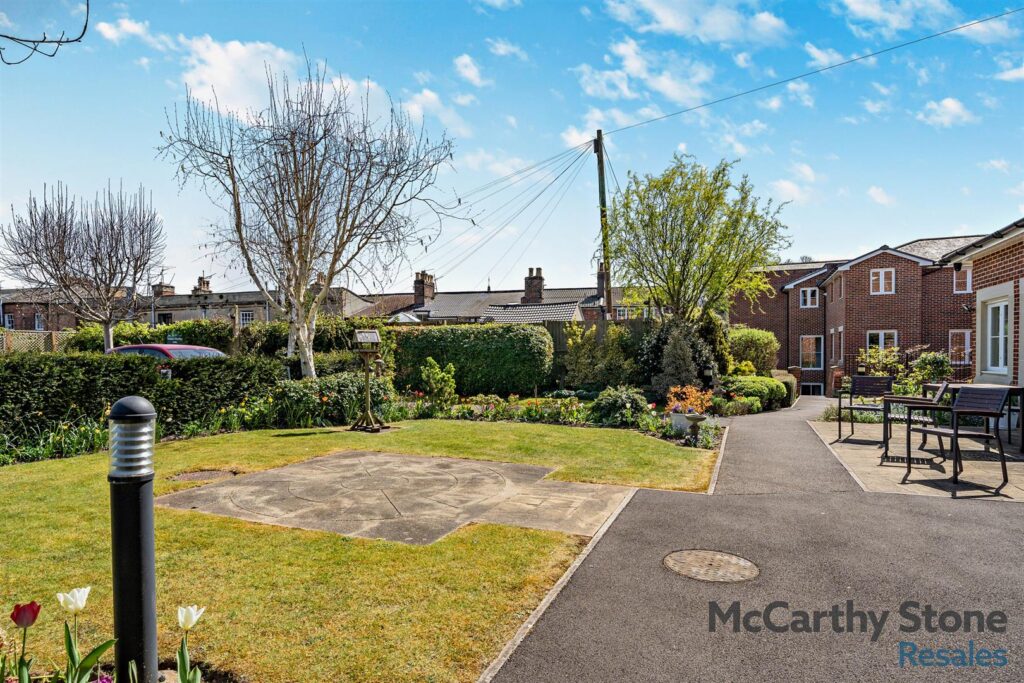 Imber Court, George Street, Warminster, BA12 8FY