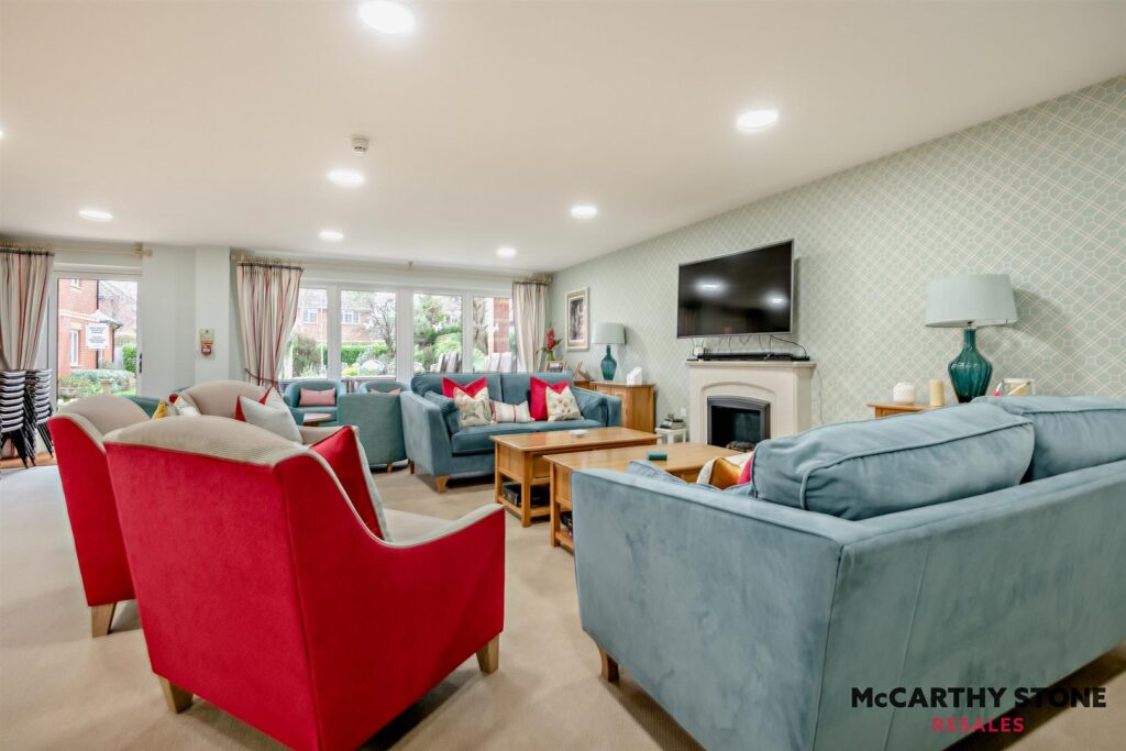 Coppice Gate, Beaulieu Road, Dibden Purlieu, Southampton, Hampshire, SO45 4PW