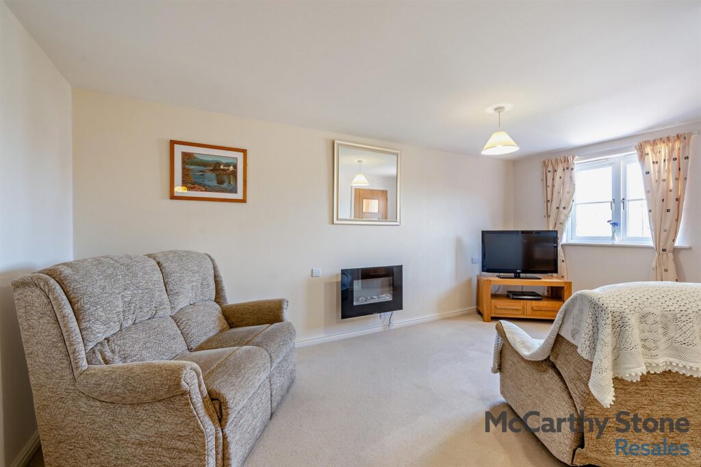 Imber Court, George Street, Warminster, BA12 8FY