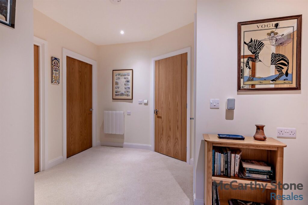 Hawkesbury Place, Fosseway, Stow on the Wold