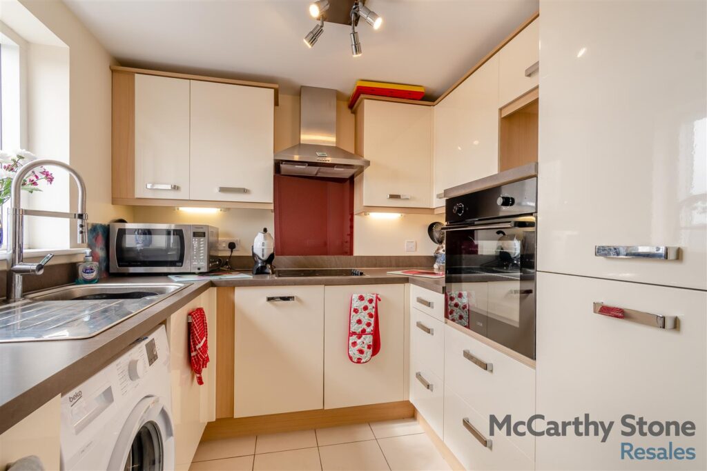 119 North Marine Road, Scarborough