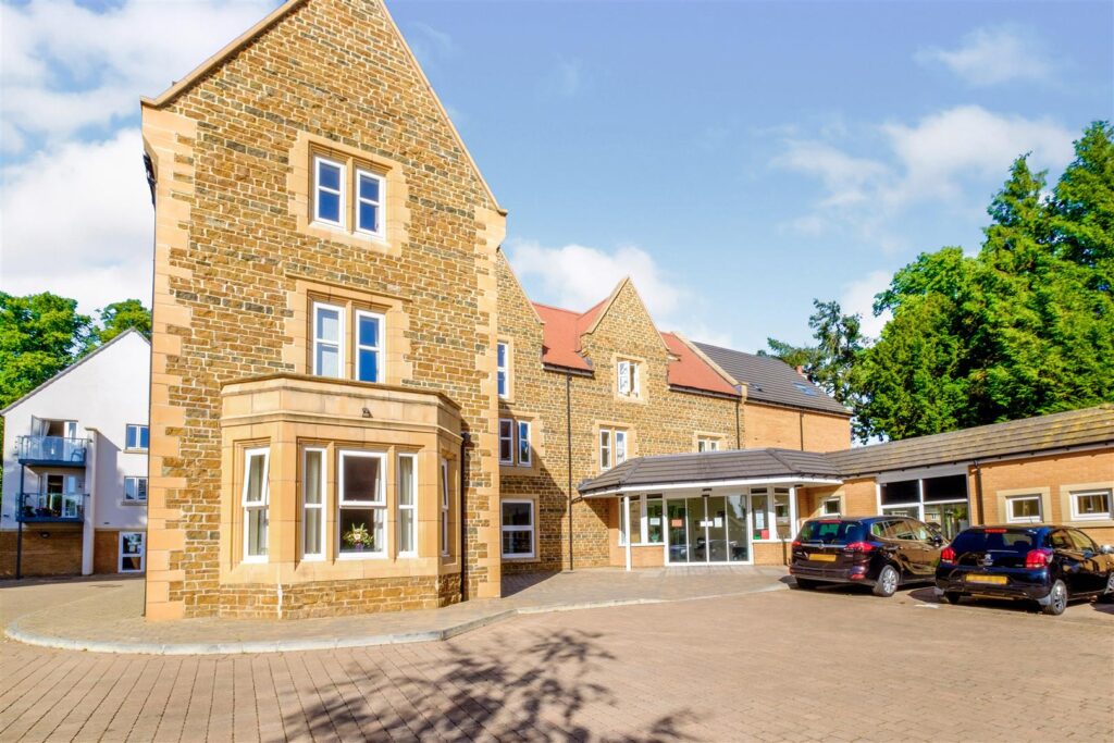Wardington Court, Welford Road, Northampton
