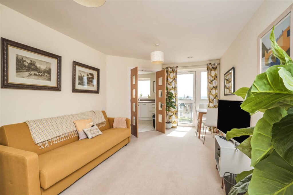 Wardington Court, Welford Road, Northampton
