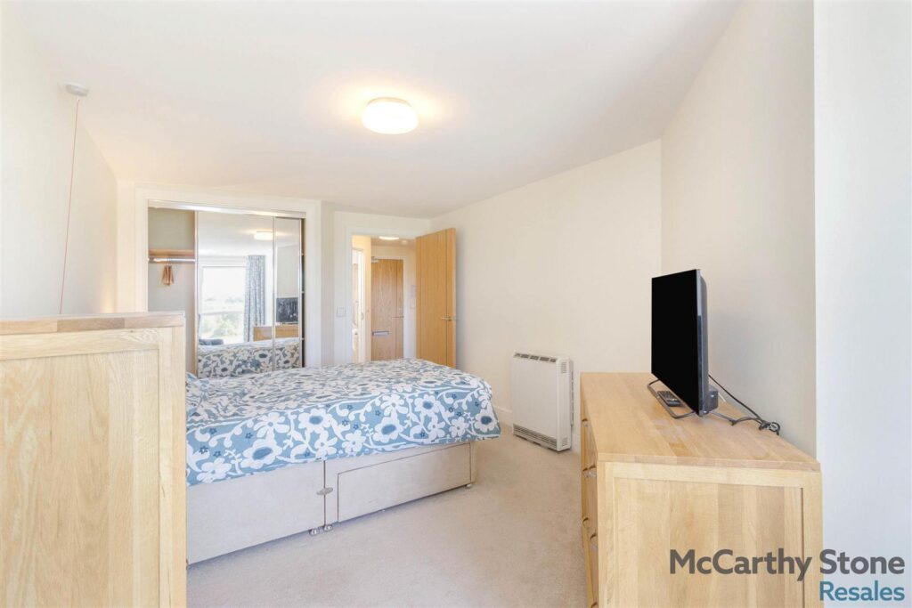 Glenhills Court, Little Glen Road, Glen Parva, Leicester