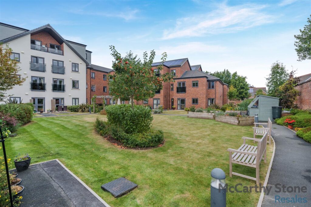 Balshaw Court Burlington Gardens Leyland PR25 3EX