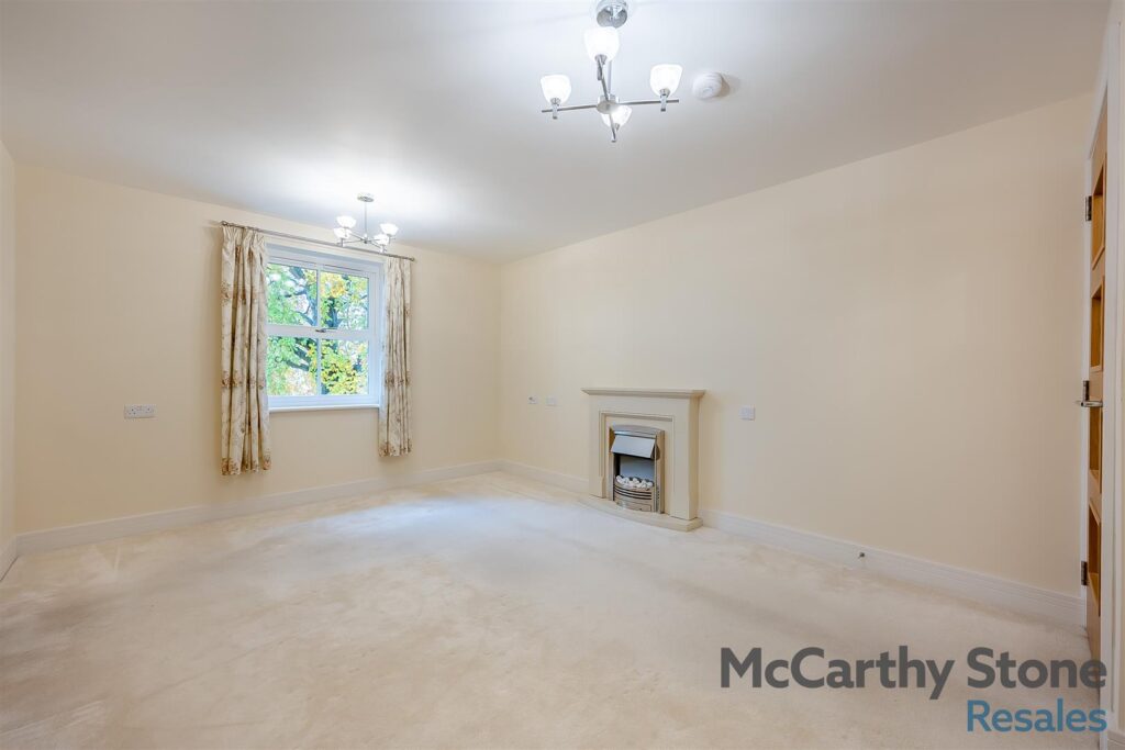 Wilton Court, Southbank Road, Kenilworth, Warwickshire, CV8 1RX