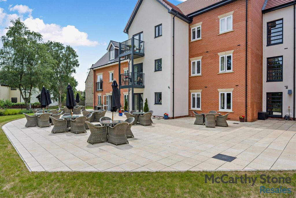 Eagle Way, Martlesham Heath