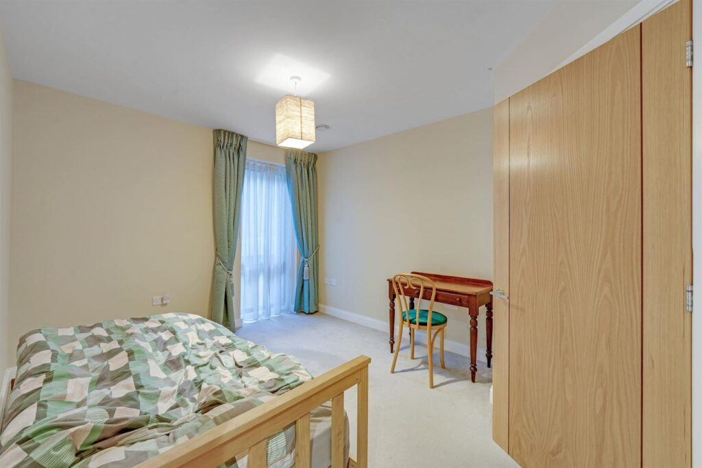 Alderton Hill, Loughton, IG10 3FS