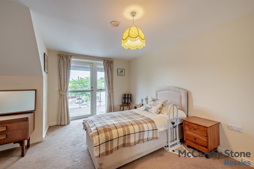 Anstie Court, Wharf Street, Devizes, SN10 1GA
