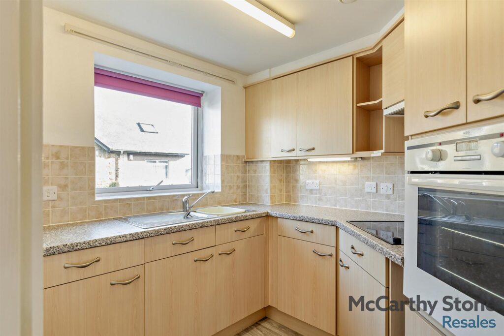 Marina Court, Mount Wise, Newquay