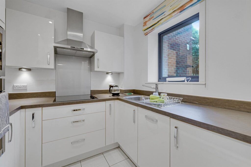 Alderton Hill, Loughton, IG10 3FS
