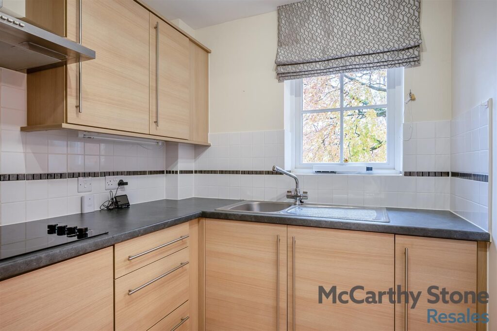 Wilton Court, Southbank Road, Kenilworth, Warwickshire, CV8 1RX