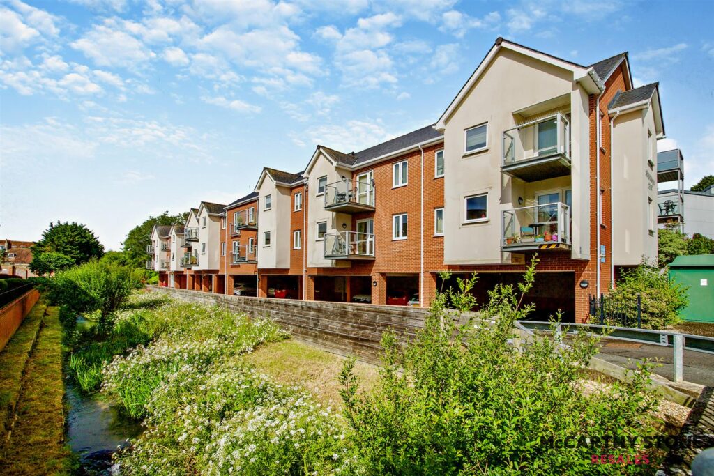 Somers Brook Court, Newport, Isle of Wight, PO30 5UN