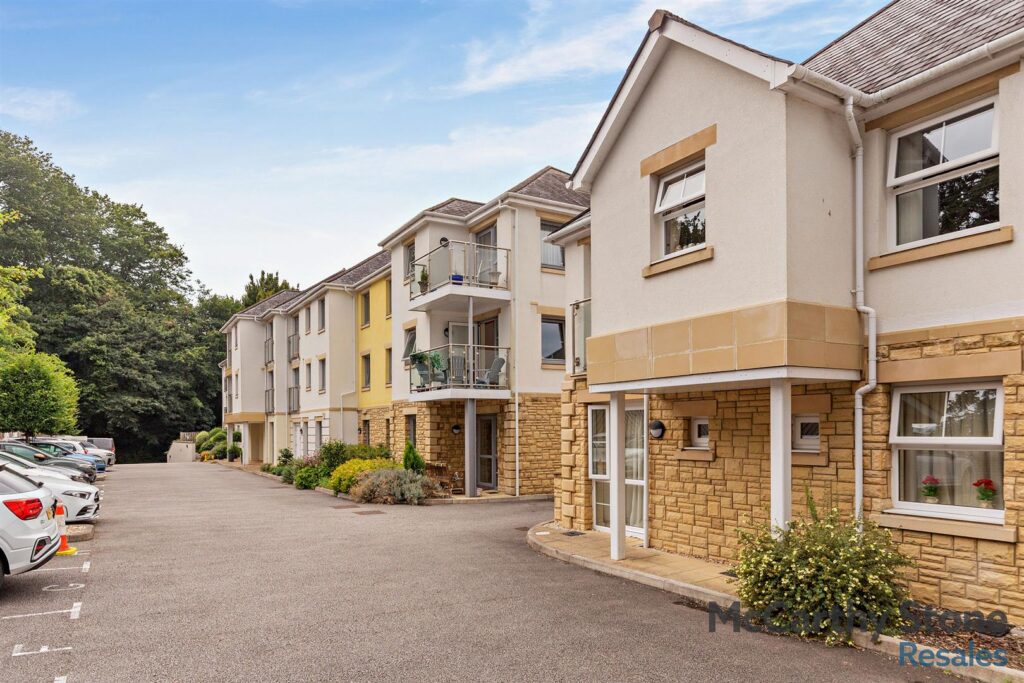 Lys Lander, Tregolls Road, Truro, TR1 1GR