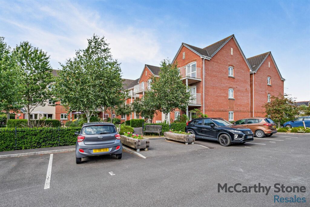 Squire Court, Raleigh Mead, South Molton Devon