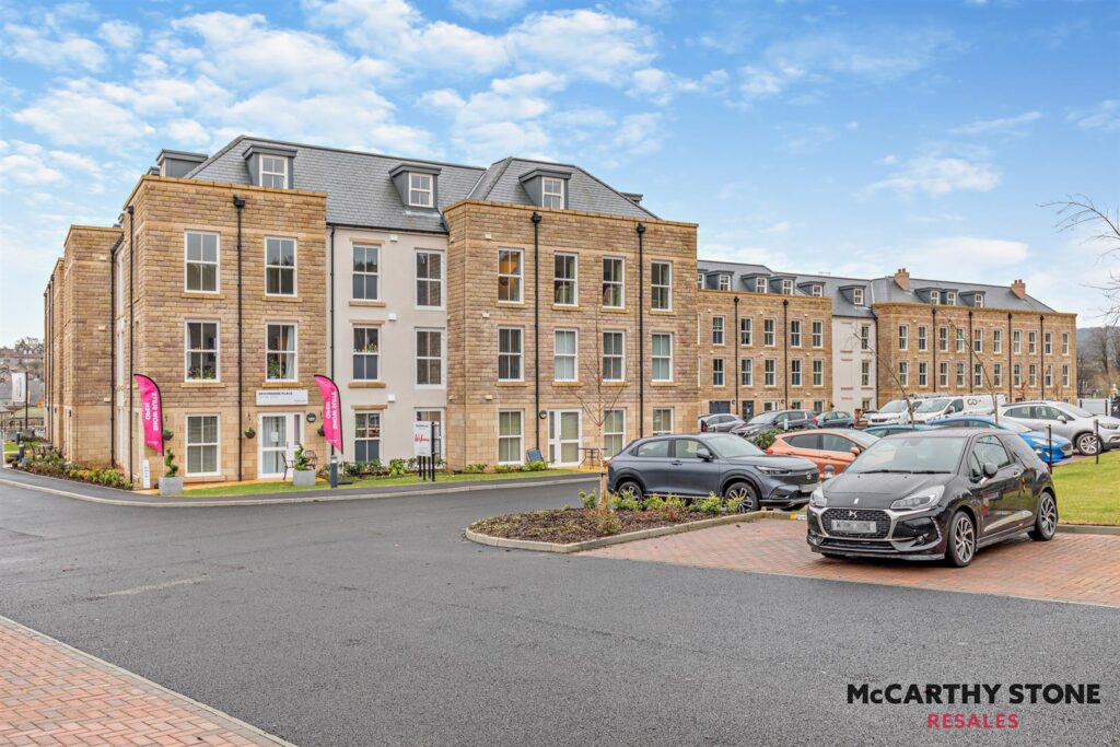 Devonshire Place, Station Road, Buxton