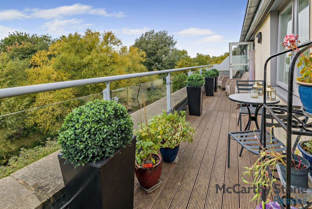 Bowles Court, Westmead Lane, Chippenham, Wiltshire, SN15 3GU