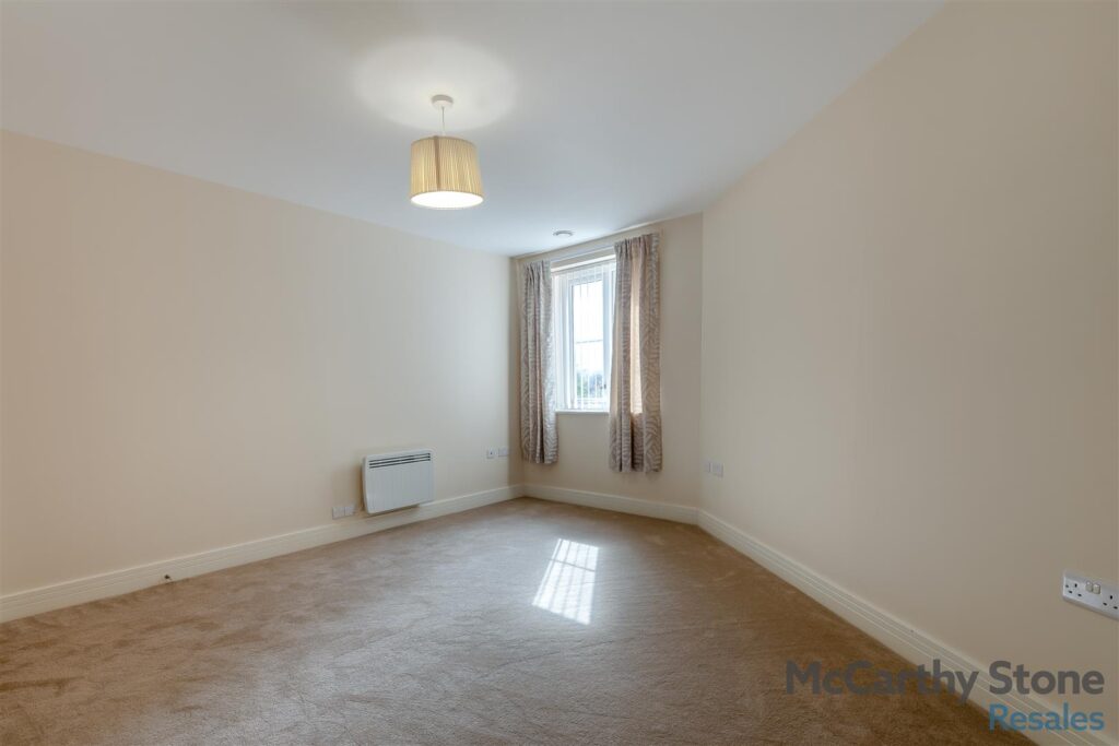 Tresham Close, St. Marys Road, Kettering, NN15 7BX