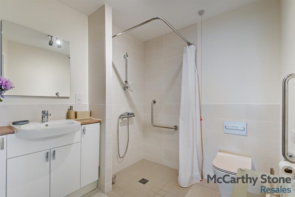 Gilbert Place, Lowry Way, Swindon, WIltshire, SN3 1FX