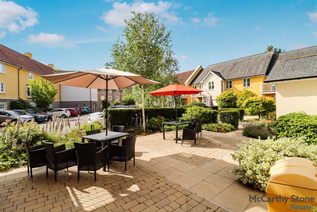 Barnhill Court, Barnhill Road, Chipping Sodbury, Bristol