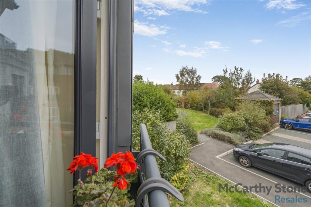 Crocus Court, Station Road, Poulton-Le-Fylde, FY6 7XJ