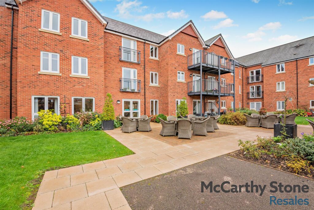 The Moors, Thatcham