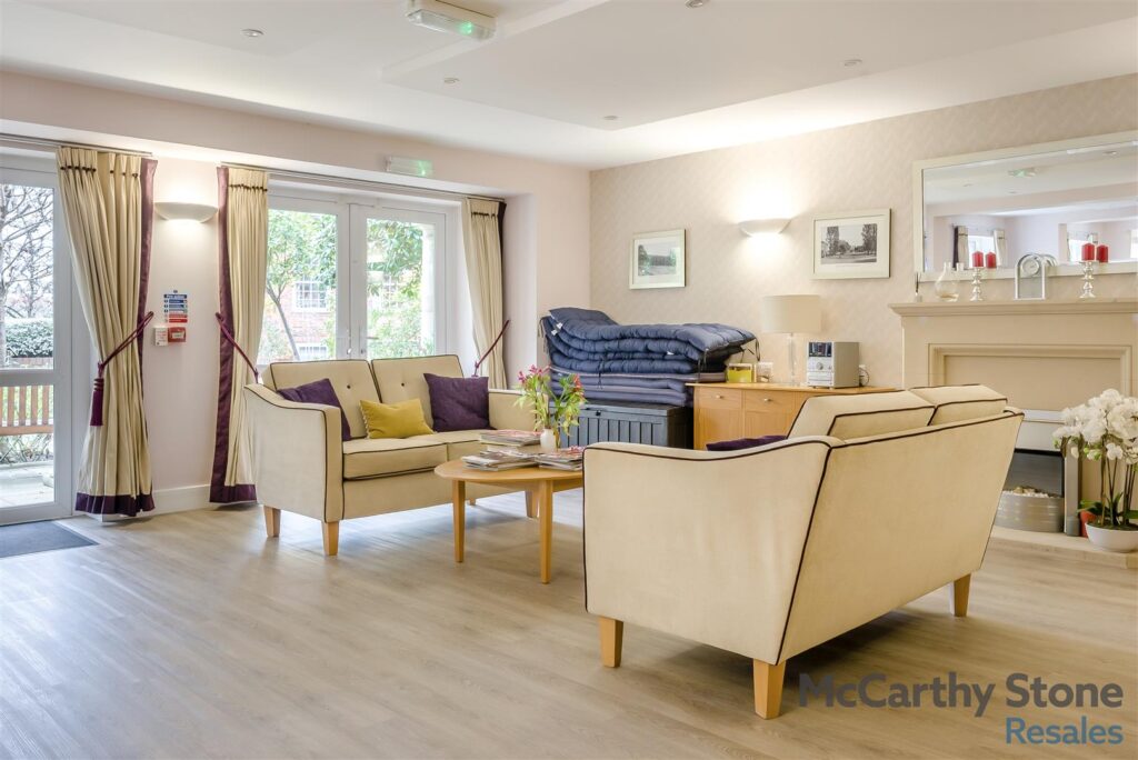 Peel Court, College Way, Welwyn Garden City, Hertfordshire, AL8 6DG