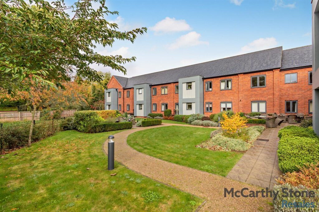 Tyefield Place, High Street, Hadleigh, IP7 5FE