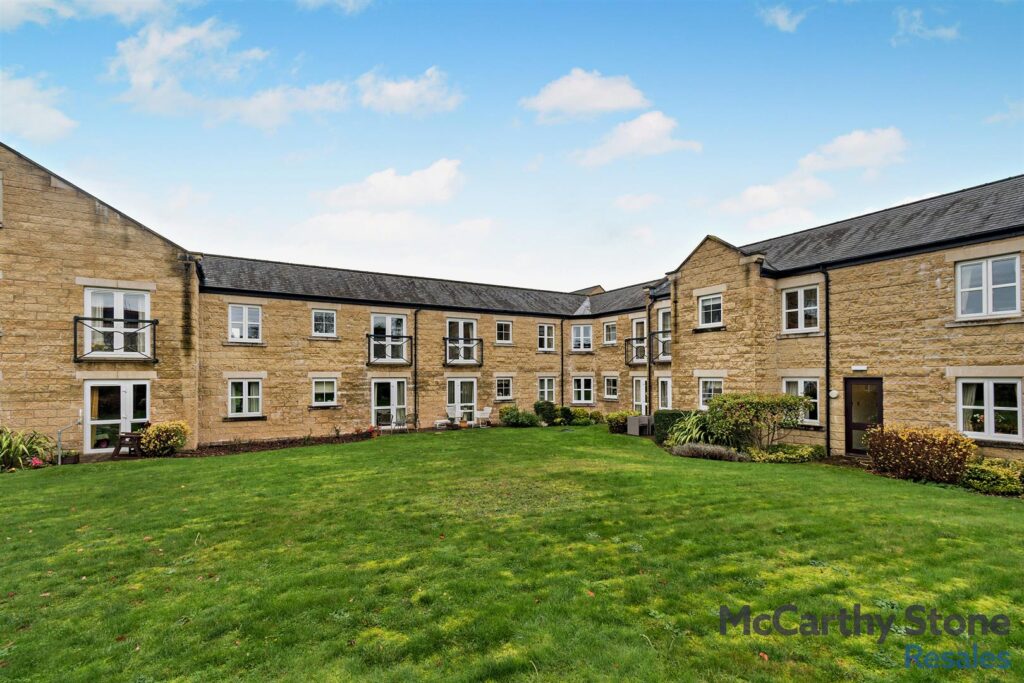 Hollis Court, Castle Howard Road, Malton, YO17 7AD