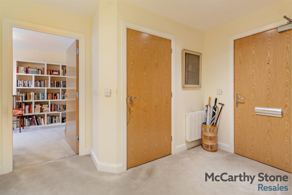 Tyefield Place, High Street, Hadleigh, IP7 5FE