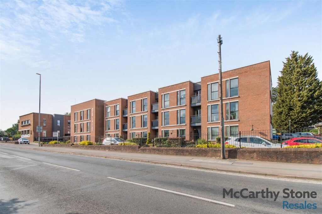 Glenhills Court, Little Glen Road, Glen Parva, Leicester
