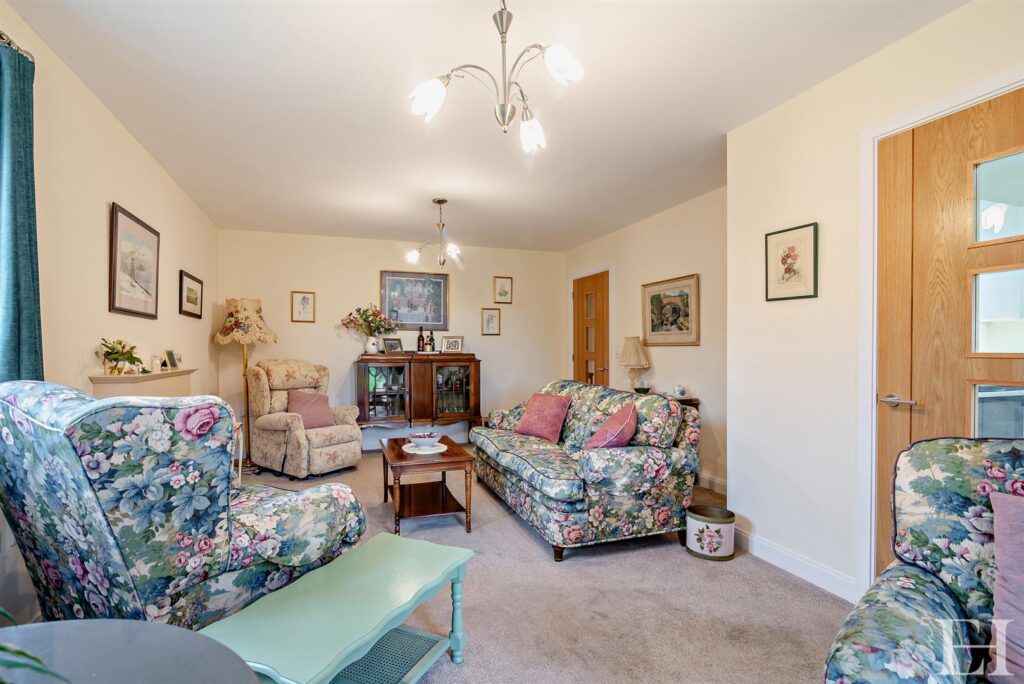 10 Rogerson Court, Scaife Garth, Pocklington, York, Yorkshire, YO42 2SJ