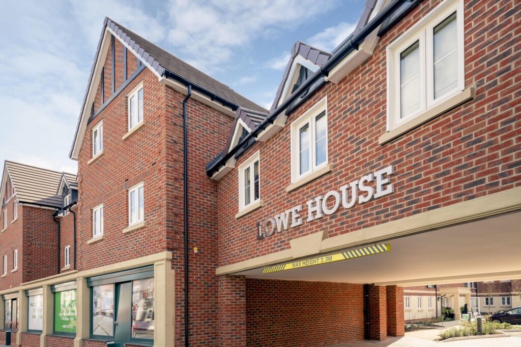 Lowe House, London Road, Knebworth