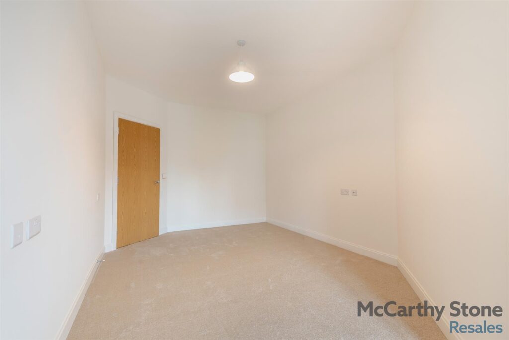 Llanthony Place, St Ann Road, Gloucester, GL2 5GQ