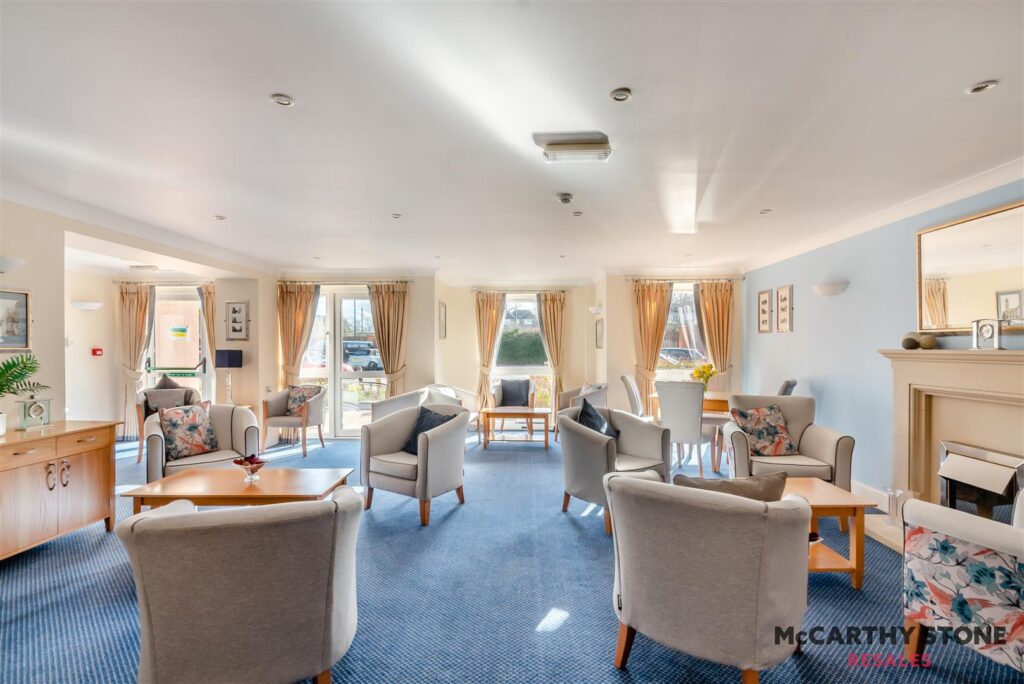 Benedict Court, Western Avenue, Newbury, Berkshire, RG14 1AR