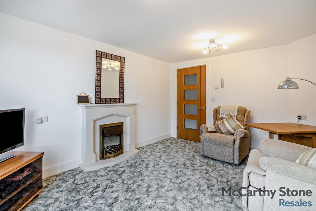 Corbett Court, The Brow, Burgess Hill, RH15 9DD