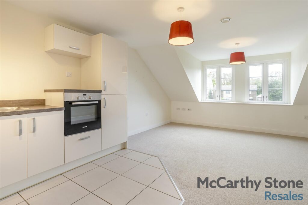 81 – 89 Gower Road, Sketty, Swansea, West Glamorgan, SA2 9BH