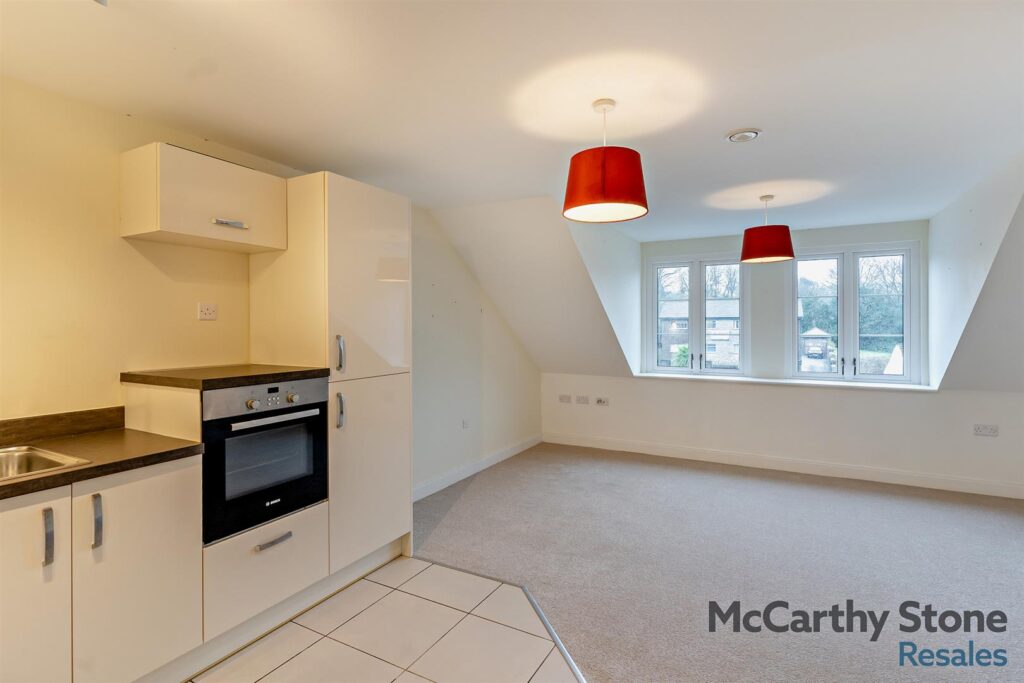 81 – 89 Gower Road, Sketty, Swansea, West Glamorgan, SA2 9BH