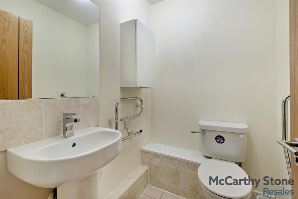 Jenner Court, St. Georges Road, Cheltenham, GL50 3ER