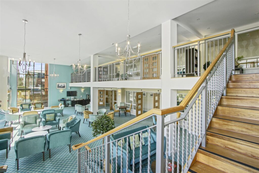 101-105 Fleet Road, Fleet