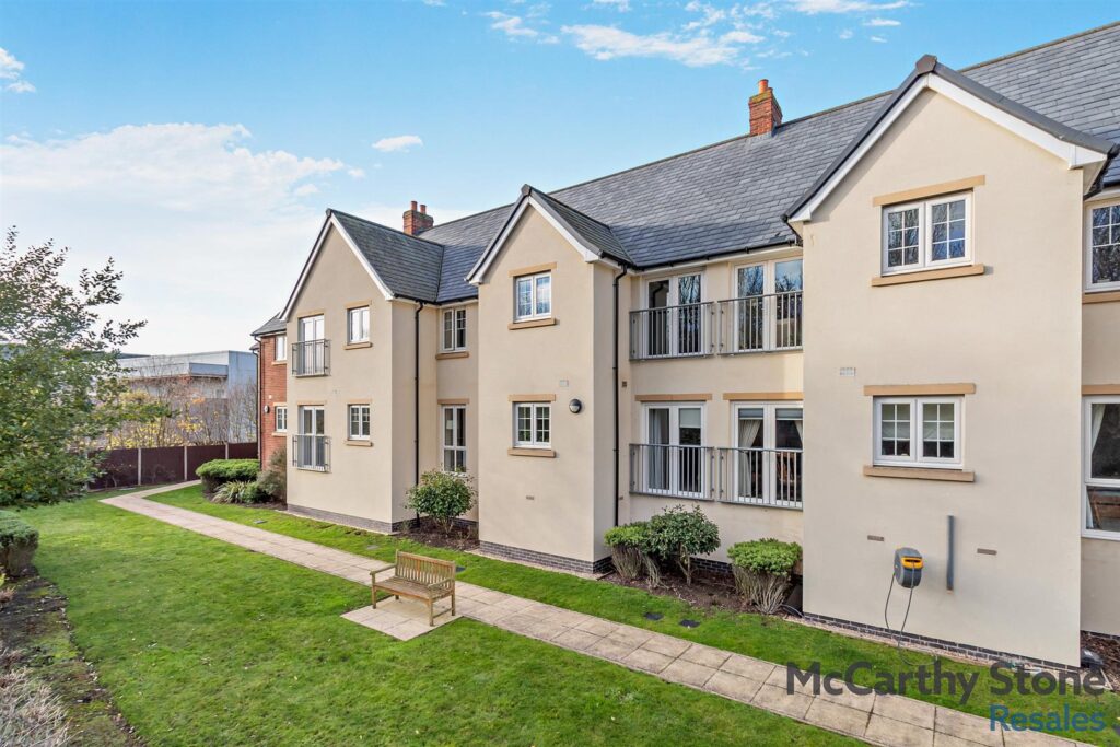 Roslyn Court, Lisle Lane, Ely, Cambridgeshire, CB7 4FA