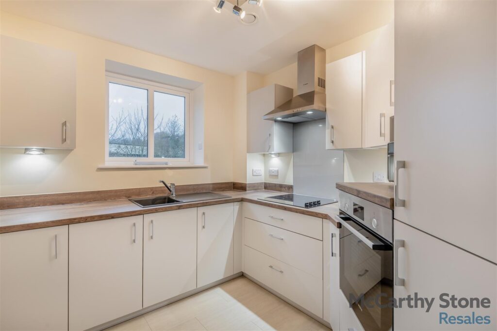 Elkington House, Charlton Green, Dover, CT16 1AP