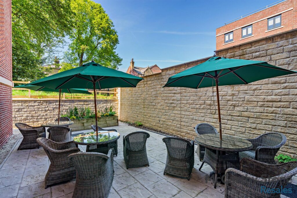 Whitaker Grange New Street, Ossett