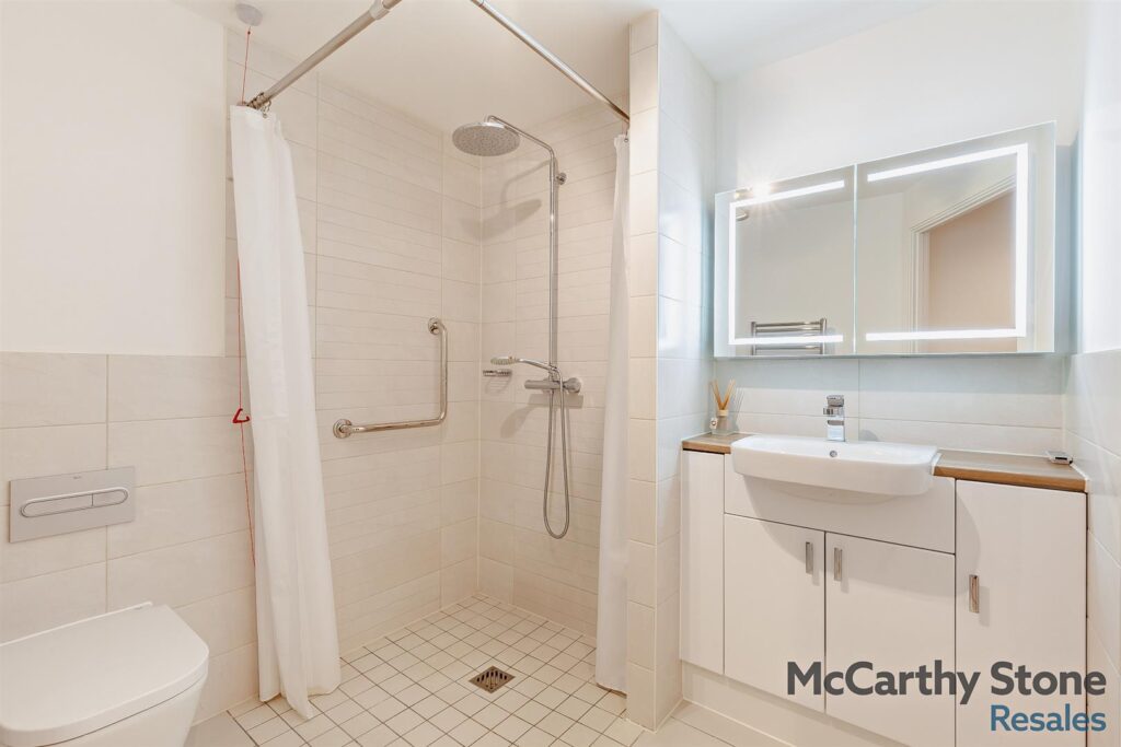 Miami House, Princes Road, Chelmsford, Essex, CM2 9GE
