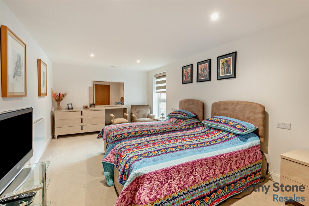 Studio Way, Borehamwood