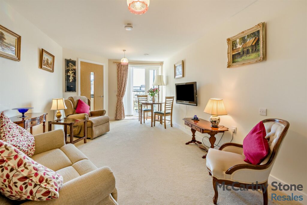 Gilbert Place, Lowry Way, Swindon, WIltshire, SN3 1FX